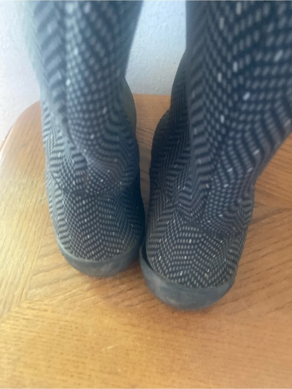 BOGS “Summit” Herringbone  Mid Calf Black/Gray Waterproof Winter Boots (9)